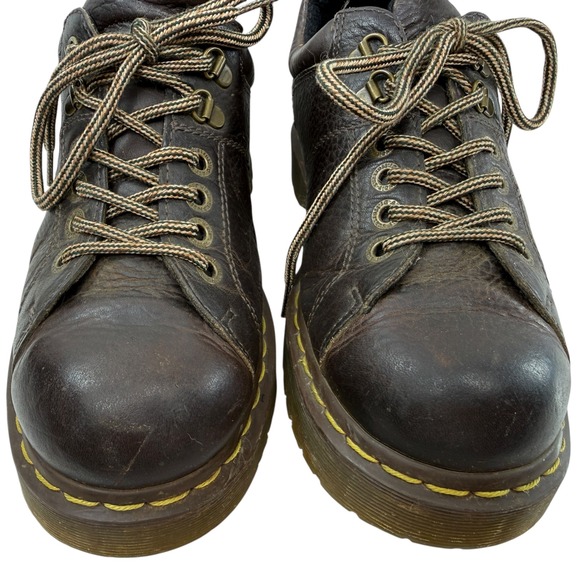 Shoes - Picture 4 of 9